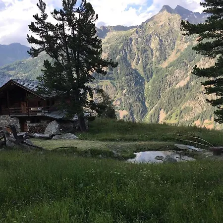 Alpstuga Baite Cialvrina Gressoney-Saint-Jean